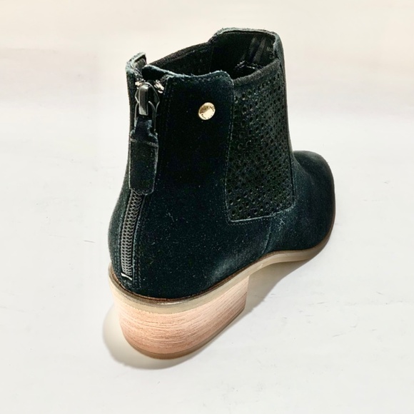 Cole Haan Val Black Suede Booties Pointed Toe Block Heel Women’s Ankle Boots 7 - Picture 9 of 9